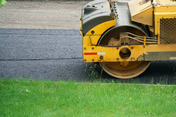 Best Residential Driveway Paver Services  in Huntley, IL